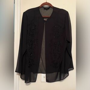 MONTEE’ DRESSY BLACK TOPPER~18W